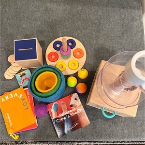 Lovevery The Babbler Play kit. Partial set. (13,14,15 months)